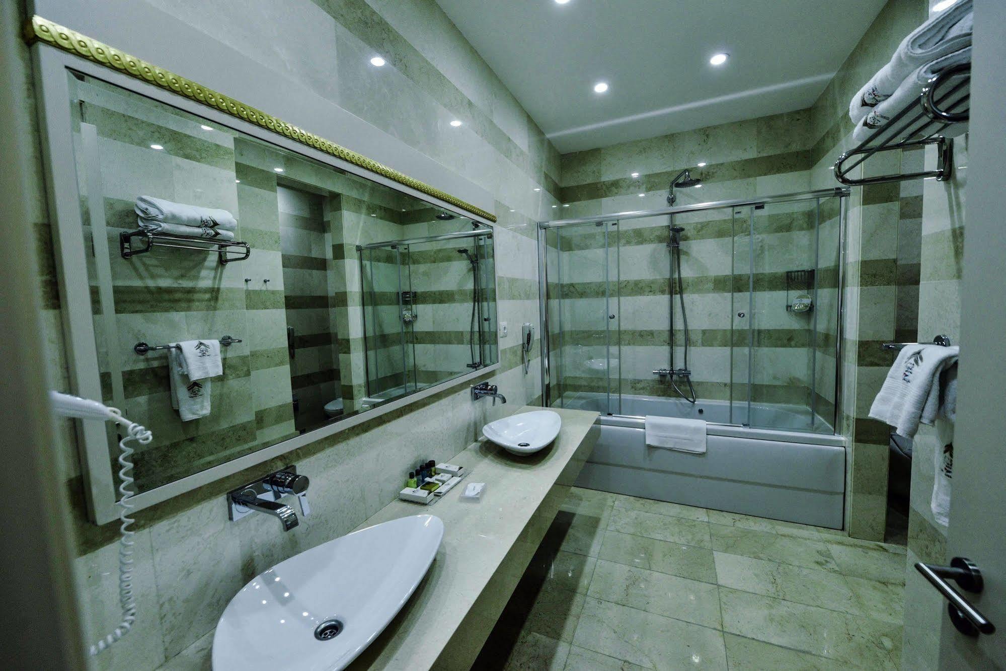 Gabala Garden Hotel מראה חיצוני תמונה